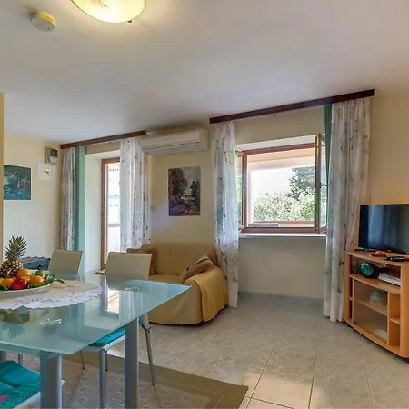 Apartments&rooms With Parking Space Nerezine, Losinj - 8049